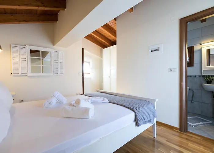 Serenity Villas, Nilie Hospitality Mgmt