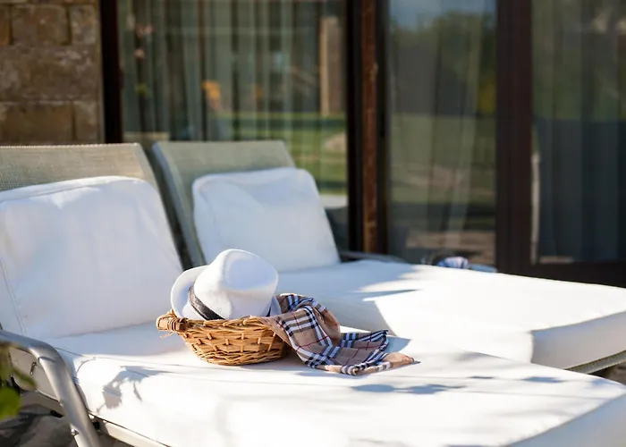Serenity Villas, Nilie Hospitality Mgmt * Dimos Kassandra