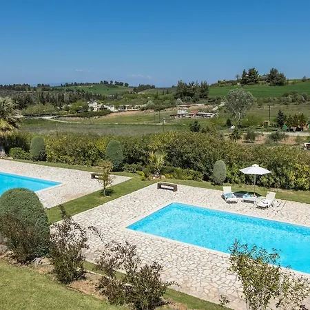 Vila Serenity Villas, Nilie Hospitality Mgmt