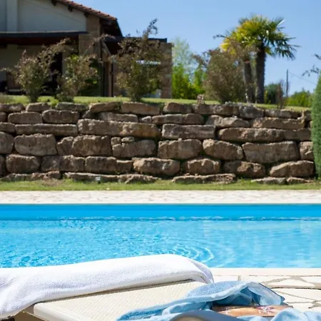 Vila Serenity Villas, Nilie Hospitality Mgmt