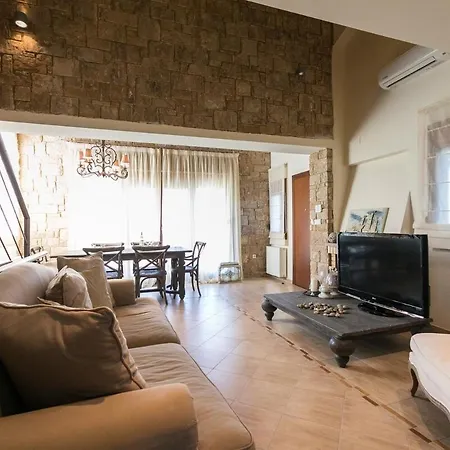 Serenity Villas, Nilie Hospitality Mgmt * Kassandria