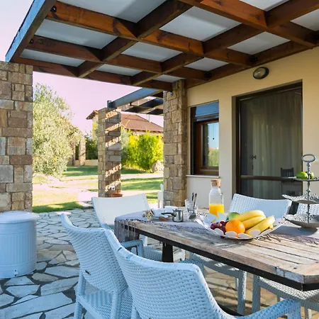 Vila Serenity Villas, Nilie Hospitality Mgmt