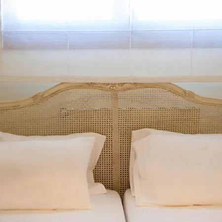 Serenity Villas, Nilie Hospitality Mgmt * Kassandria