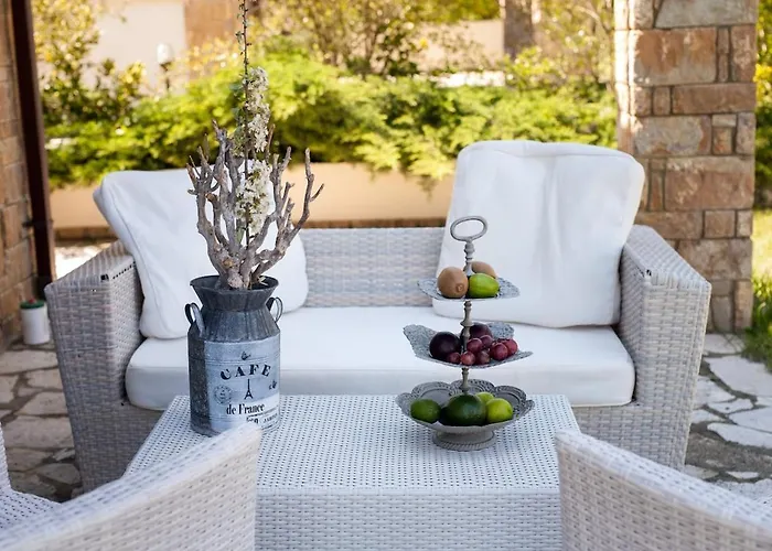 Serenity Villas, Nilie Hospitality Mgmt 别墅 卡桑德里亚