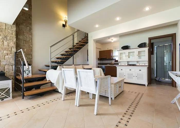 Serenity Villas, Nilie Hospitality Mgmt